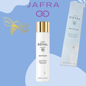 JAFRA ROYAL Revitalize Toning Essence